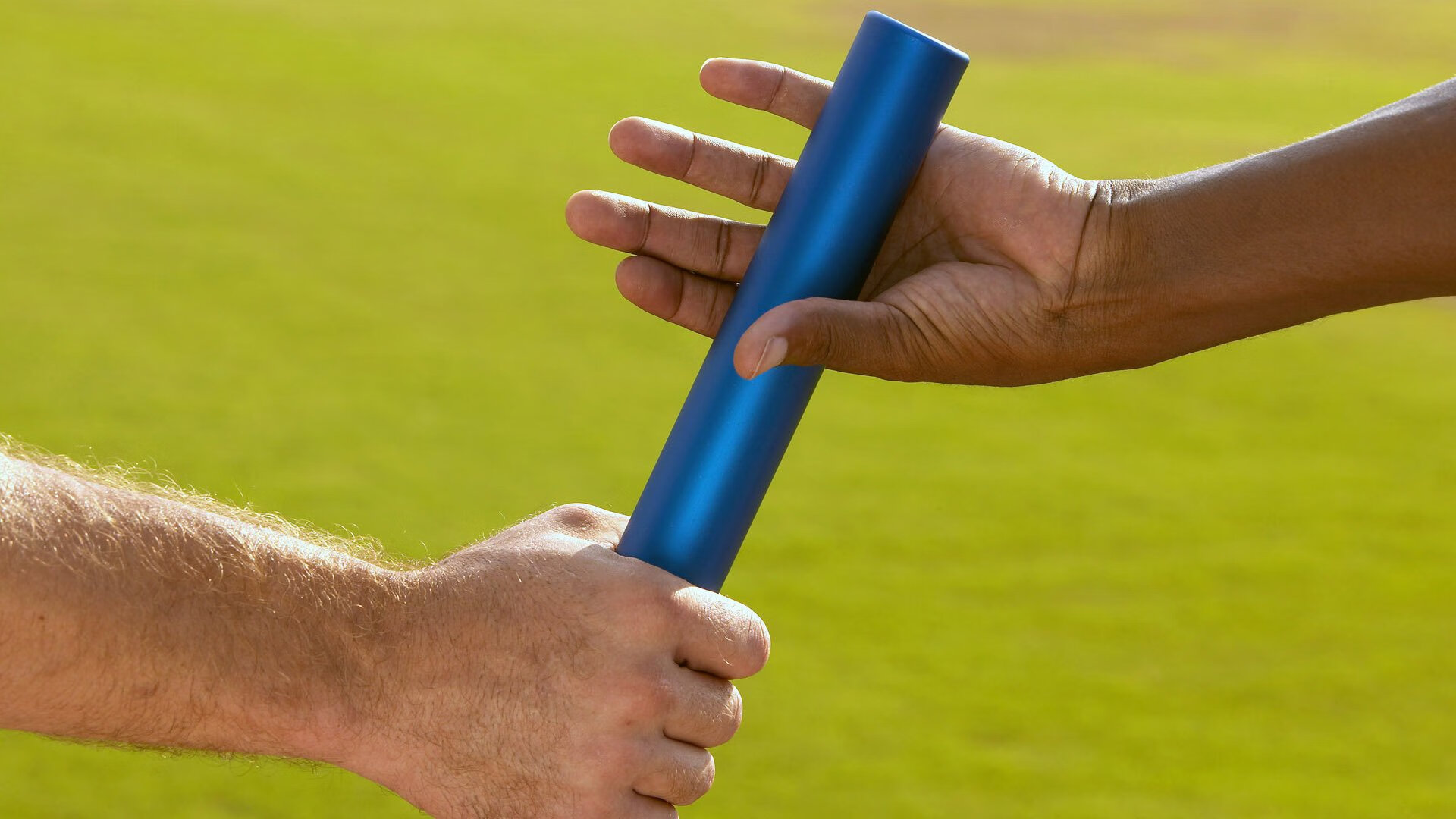 Ming回归赛场,出色防守首场状态亮眼,老鹰观众沸腾!